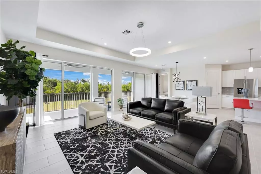 Naples, FL 34114,303 Indies DR W #201