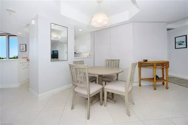 Naples, FL 34108,7225 Pelican Bay BLVD #502