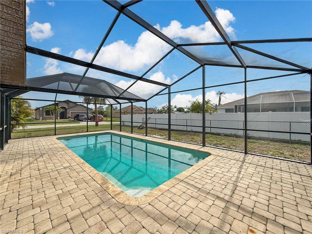 1203 SE 22nd AVE, Cape Coral, FL 33990