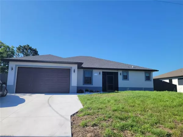 3016 6th ST W, Lehigh Acres, FL 33971
