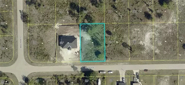 1217 ECCLUS ST E, Lehigh Acres, FL 33975