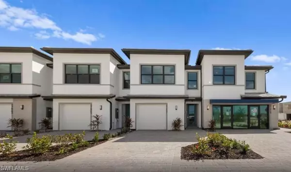 27893 Radiant CT, Bonita Springs, FL 34135