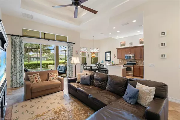 Naples, FL 34113,6492 Caldecott DR