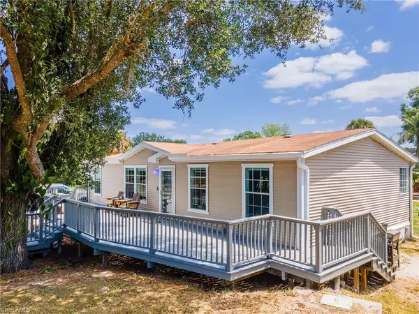 Fort Denaud, FL 33935,1935 Phillips RD