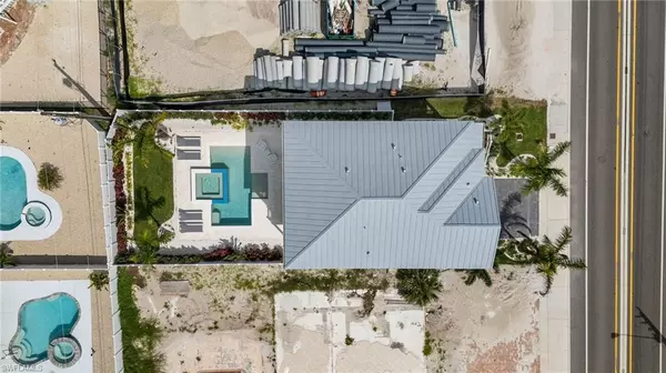 Fort Myers Beach, FL 33931,5583 Estero BLVD