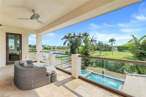 Naples, FL 34103,875 Wedge DR
