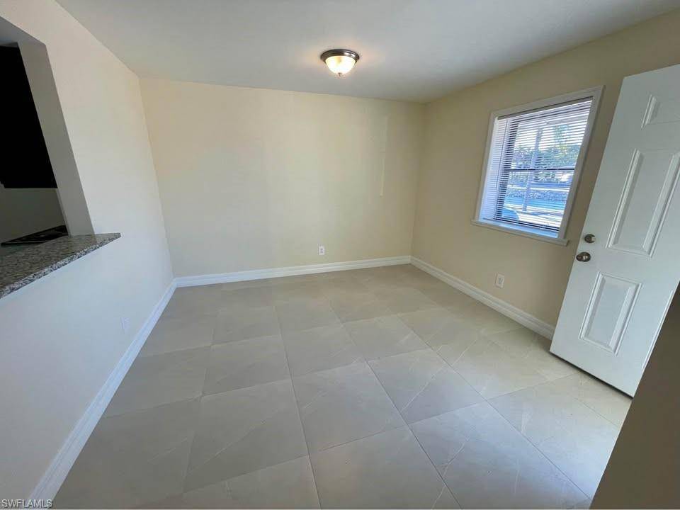 Naples, FL 34112,4052 Bayshore DR #526