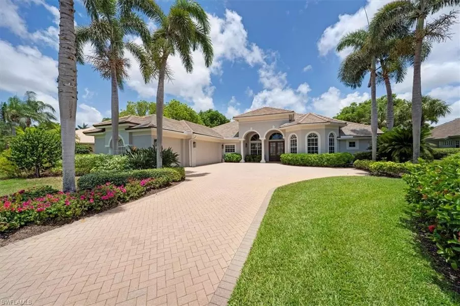 2366 Alexander Palm DR, Naples, FL 34105
