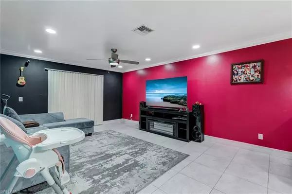 Lehigh Acres, FL 33973,4520 Douglas LN