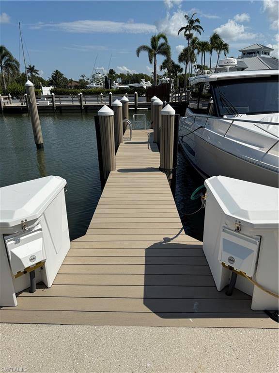 Naples, FL 34112,1777 Gulfstar DR S