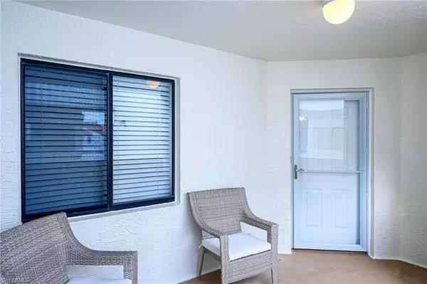 Naples, FL 34108,586 Beachwalk CIR #O-205