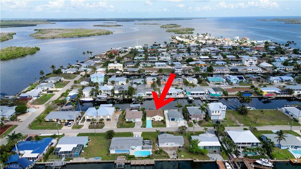 Matlacha, FL 33993,2692 Clyde ST