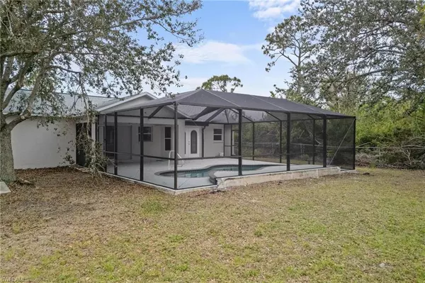 Port Charlotte, FL 33981,5452 Montego LN