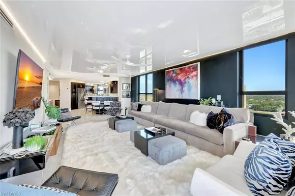 Naples, FL 34108,6001 Pelican Bay BLVD #1405