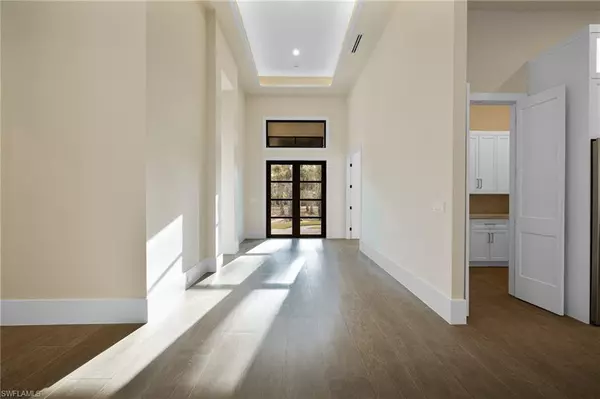 Naples, FL 34117,538 13th ST SW