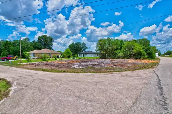 Lehigh Acres, FL 33974,451 Rathburn ST