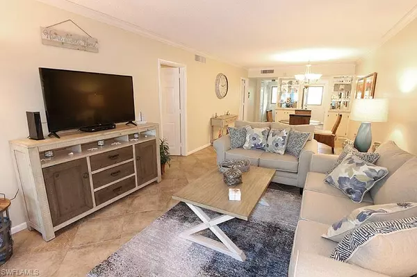 820 Ketch DR #2, Naples, FL 34103