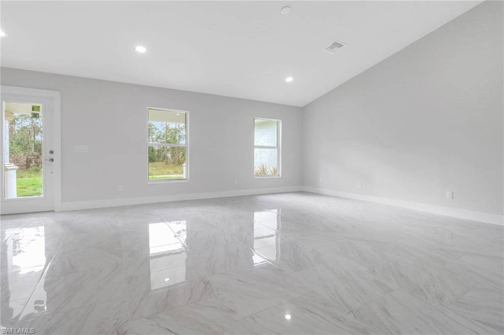Lehigh Acres, FL 33974,506 Hutton ST E