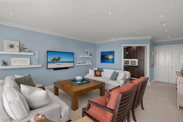 Naples, FL 34103,2400 Gulf Shore BLVD N #PH#4