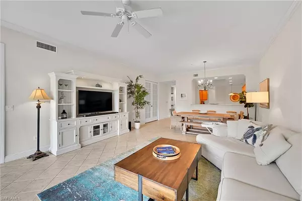 Naples, FL 34112,4700 Yacht Harbor DR #612