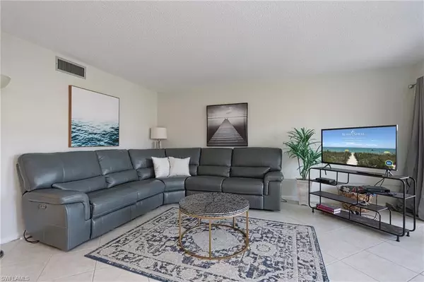 Bonita Springs, FL 34134,25740 Hickory BLVD #450