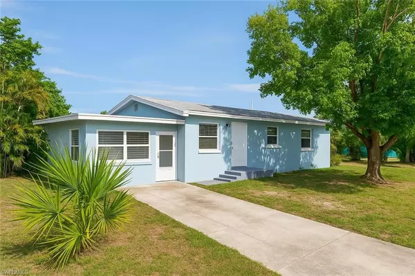 3847 Maxine ST, Fort Myers, FL 33901