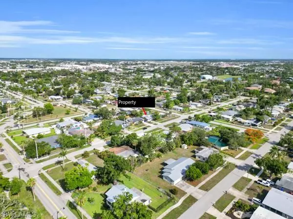 Fort Myers, FL 33901,3847 Maxine ST