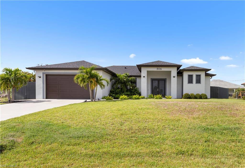 306 NE 9th TER, Cape Coral, FL 33909