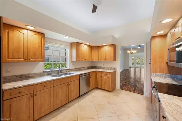 Fort Myers, FL 33919,14221 Patty Berg DR