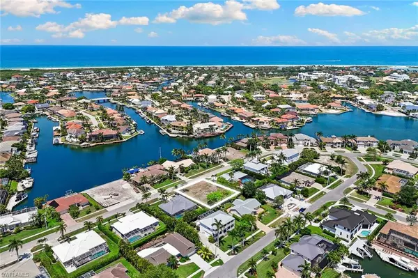 Marco Island, FL 34145,574 Tigertail CT