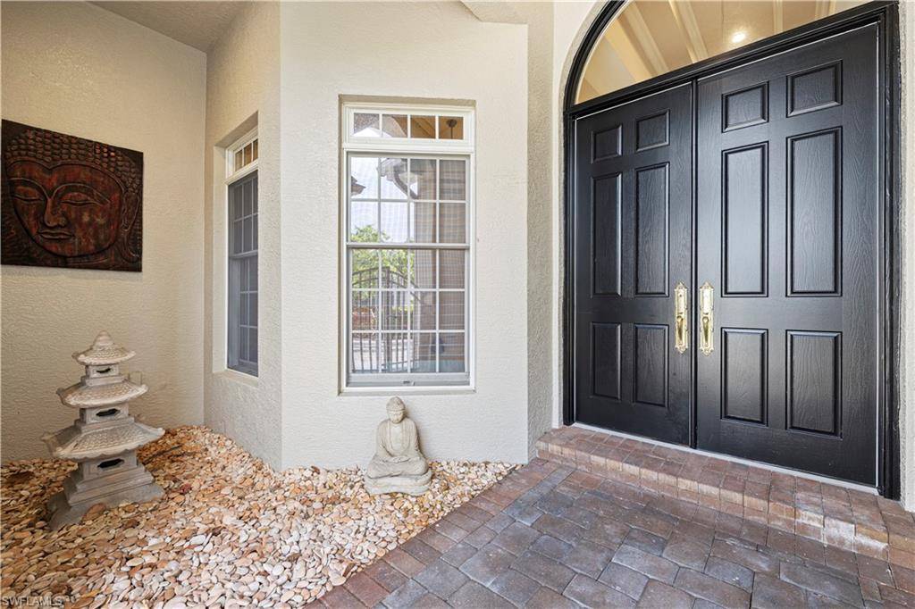 8449 Mallards WAY, Naples, FL 34114