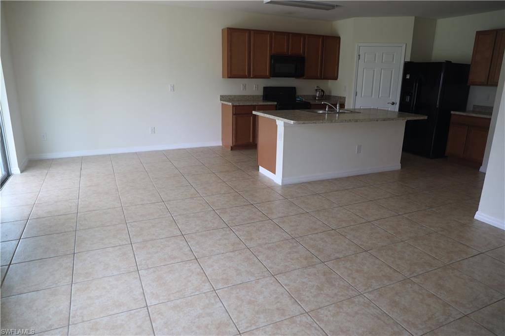 Cape Coral, FL 33991,308 SW 16th TER