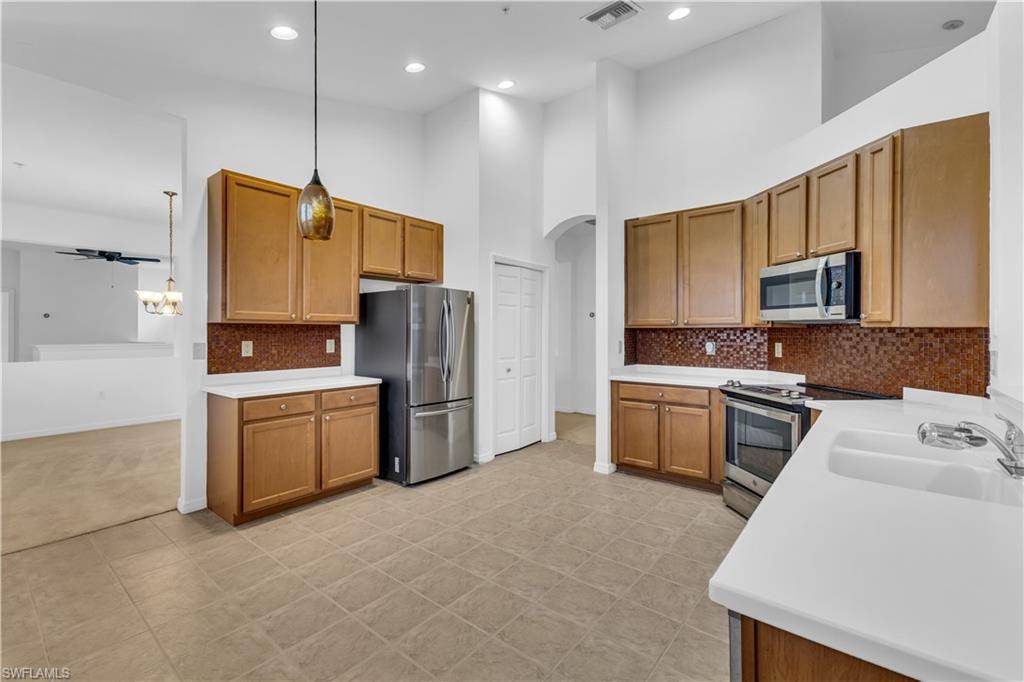 Estero, FL 33928,3799 Costa Maya WAY #202