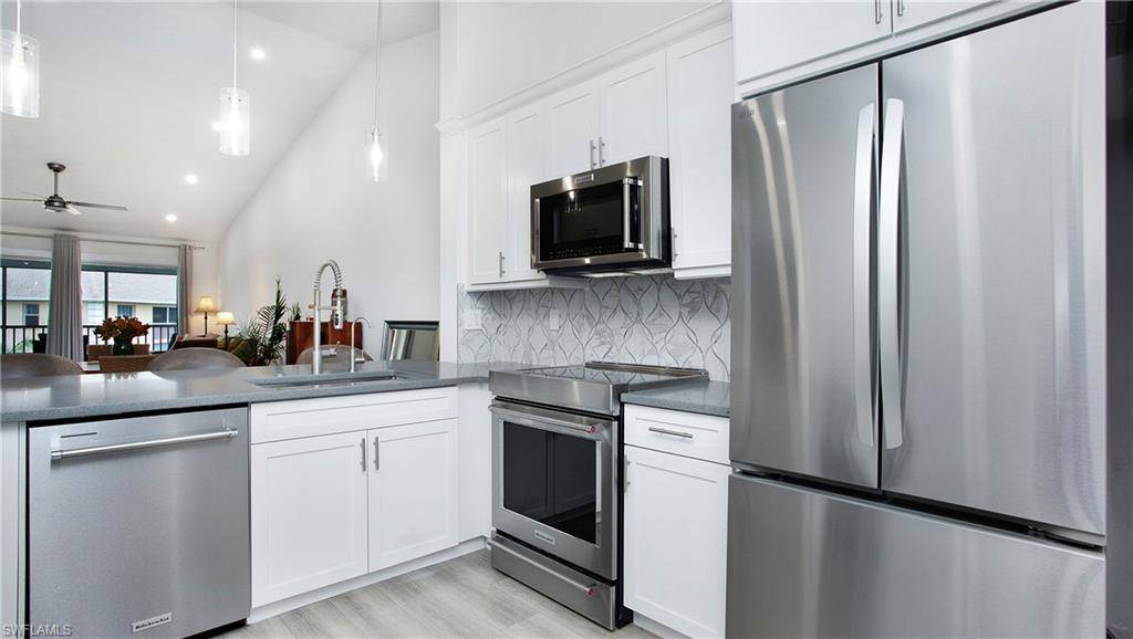Naples, FL 34109,9640 Victoria LN #C308