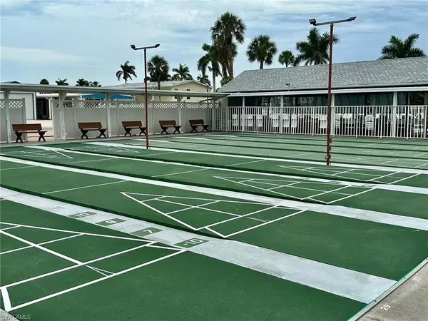 Fort Myers Beach, FL 33931,11150 Bayside LN