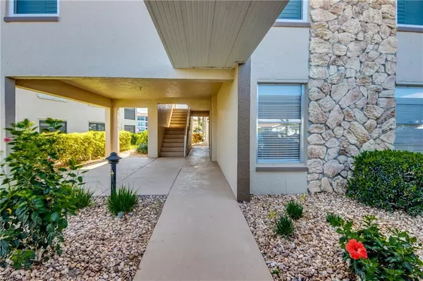 Cape Coral, FL 33904,4013 SE 19th PL #101