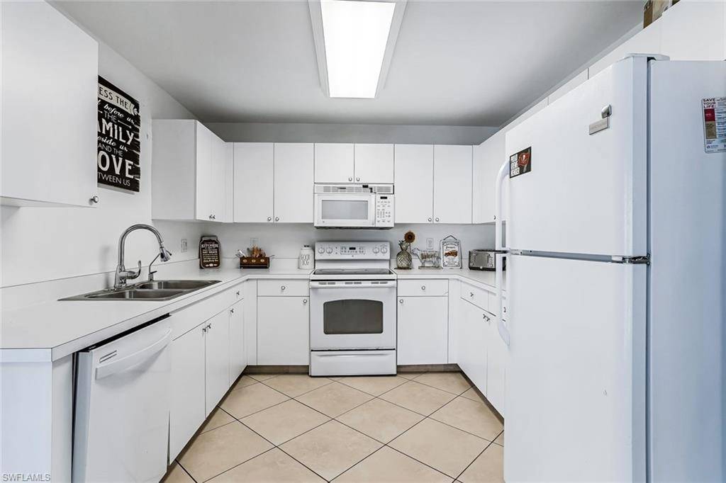 Fort Myers, FL 33905,15613 Sunny Crest LN