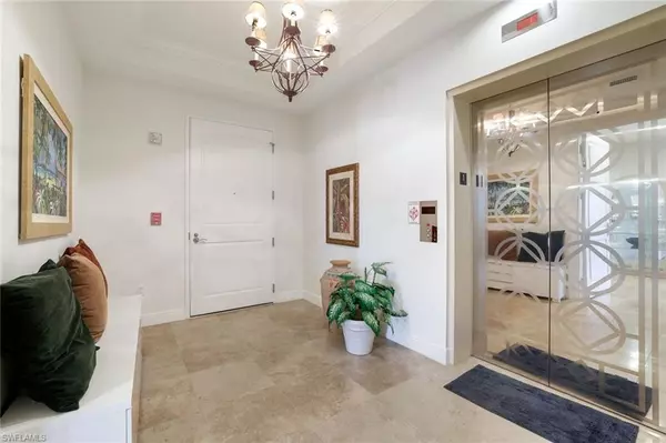 Naples, FL 34114,1050 Borghese LN #106