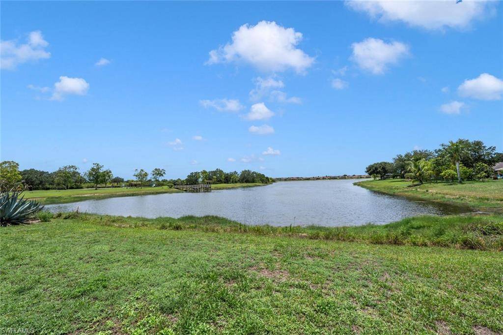 Naples, FL 34120,1094 Grove DR