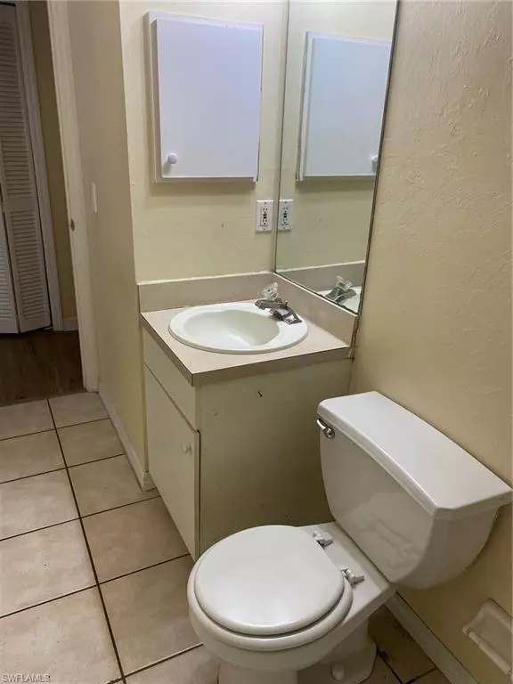 Lehigh Acres, FL 33973,2217 Leda AVE S