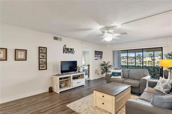 4719 SE 17th PL #103, Cape Coral, FL 33904