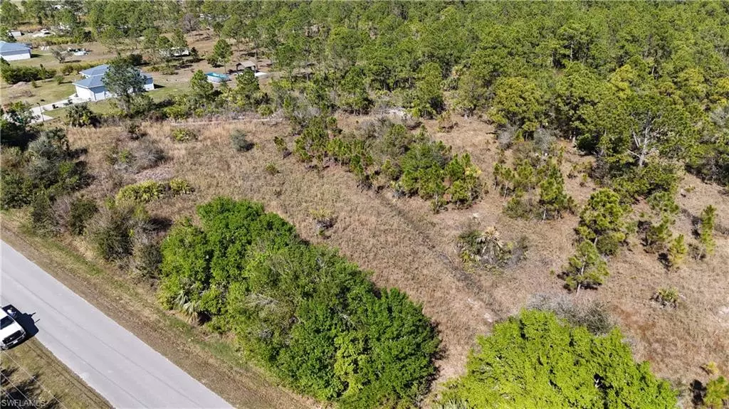 64th AVE NE, Naples, FL 34120