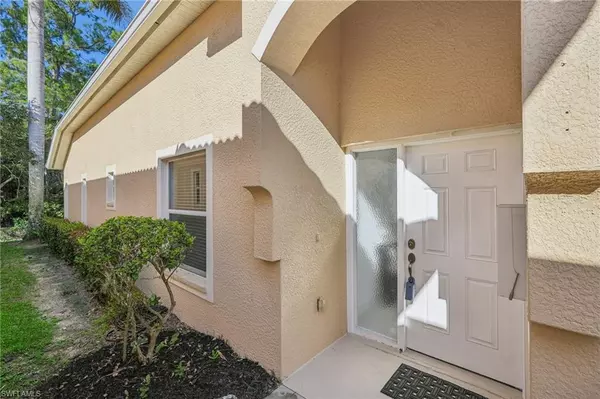 Naples, FL 34104,8196 Sanctuary DR #1