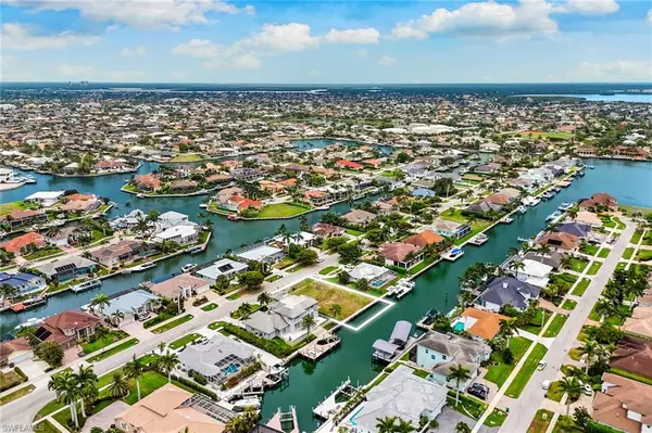 Marco Island, FL 34145,1173 Winterberry DR