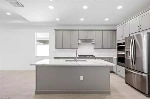 Naples, FL 34114,8897 Oceana WAY