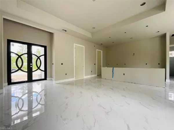 Lehigh Acres, FL 33972,1601 W 9th ST