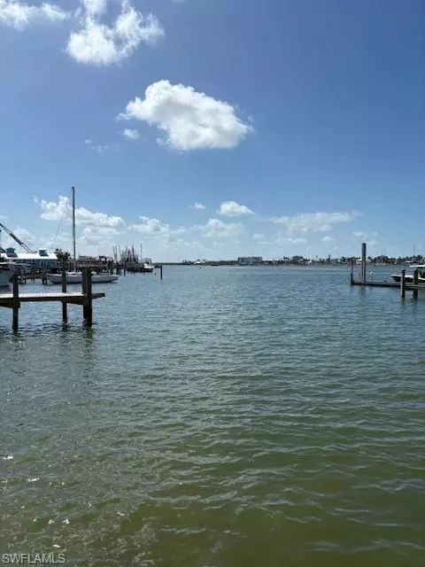 Fort Myers Beach, FL 33931,19281 #27 San Carlos BLVD