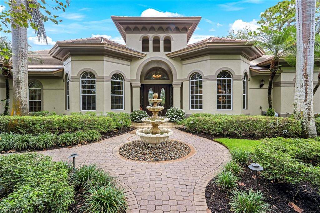 Naples, FL 34110,12099 Colliers Reserve DR