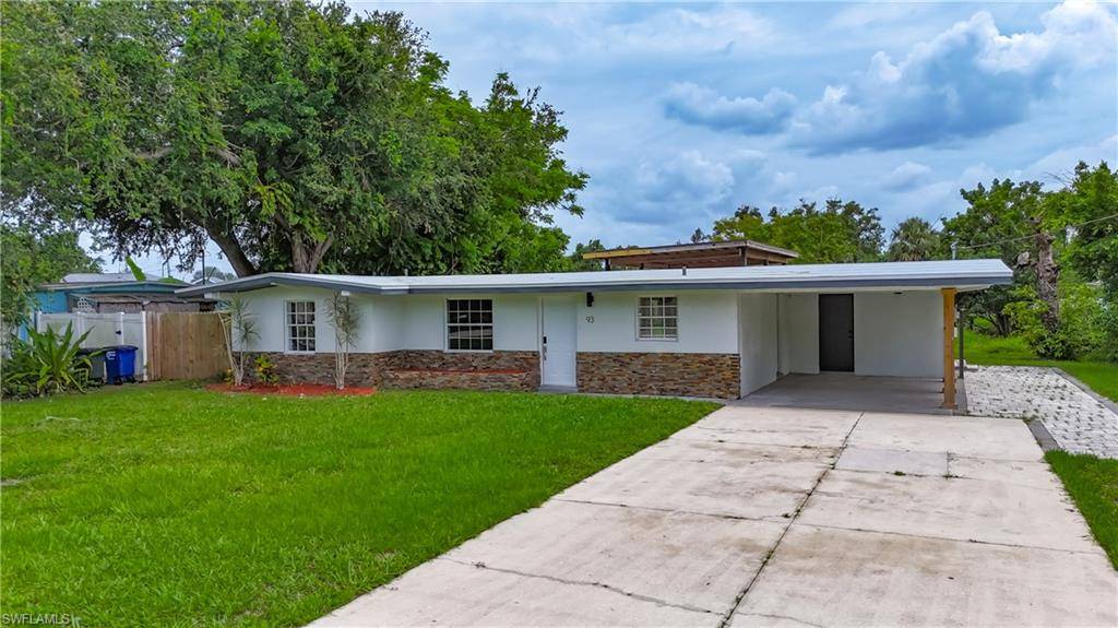 North Fort Myers, FL 33917,93 E Mariana AVE