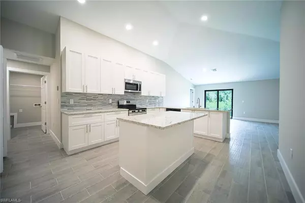 Lehigh Acres, FL 33974,374 Pennfield ST